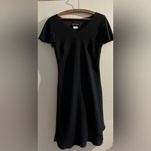 S.L. Fashions Vintage Y2K 90s
Flutter Sleeves Black - Medium 10